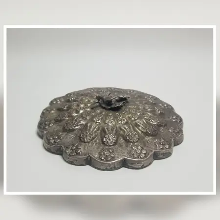 Kurmalı Duvar Saati